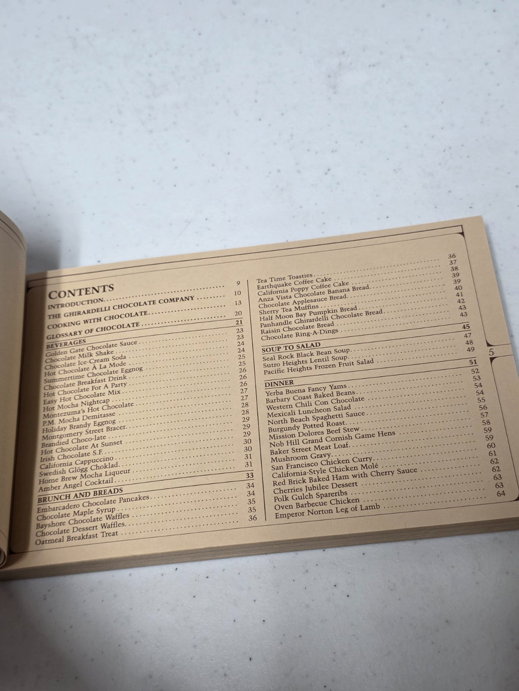 Ghirardelli Original Chocolate Cookbook - 0961021802, Paperback, Phyllis Larsen