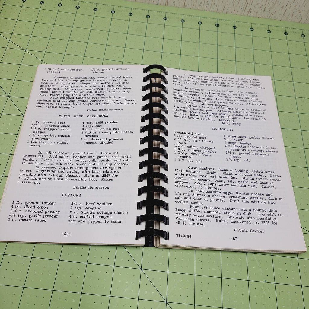 Pioneer Drive Baptist Church: Abilene, Texas - Vintage Cookbook, Trusted Recipes