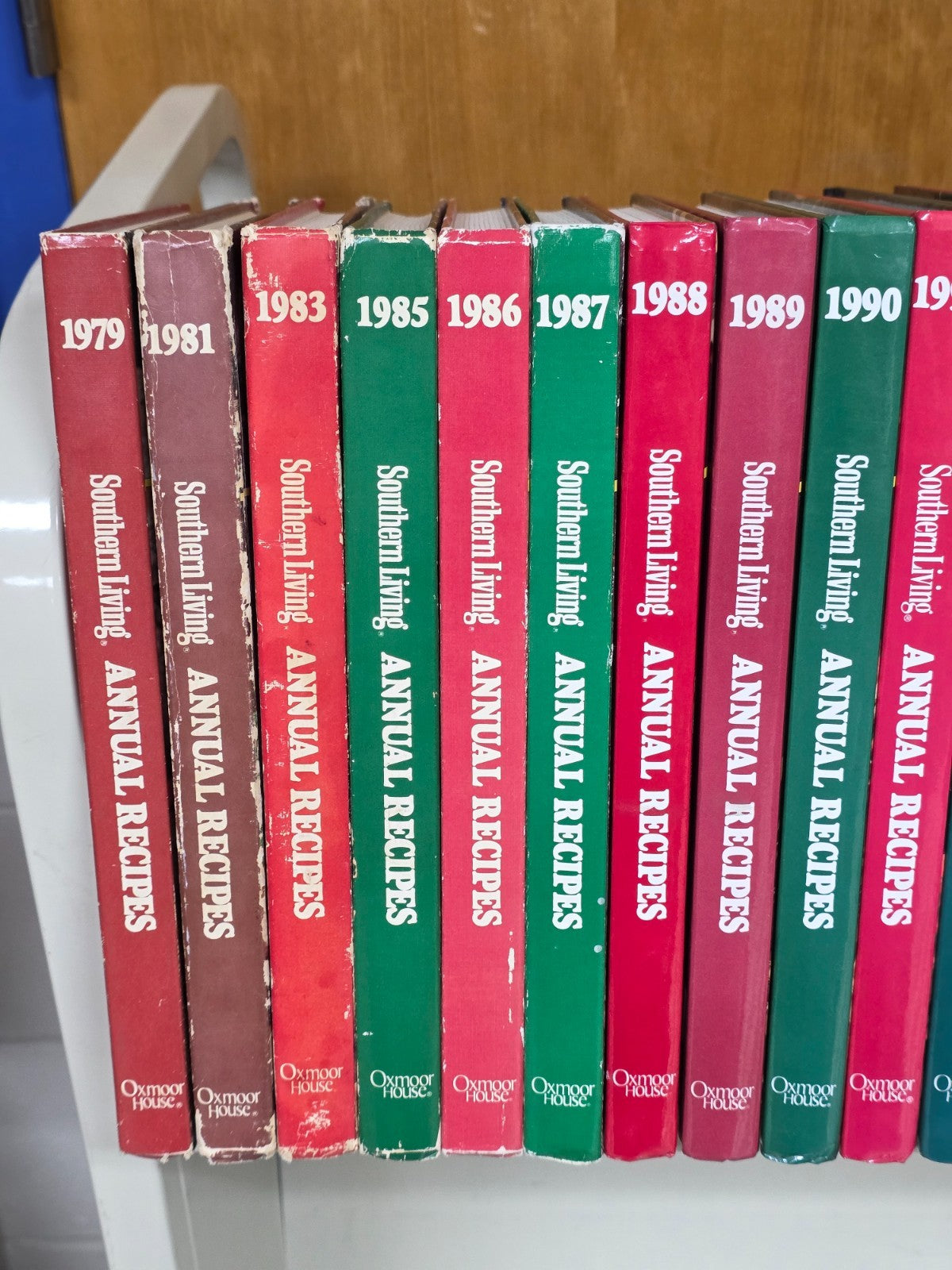 Vtg Southern Living Annual Recipes Lot of 27 Hardcover Cookbooks 1980s 90s 2000s