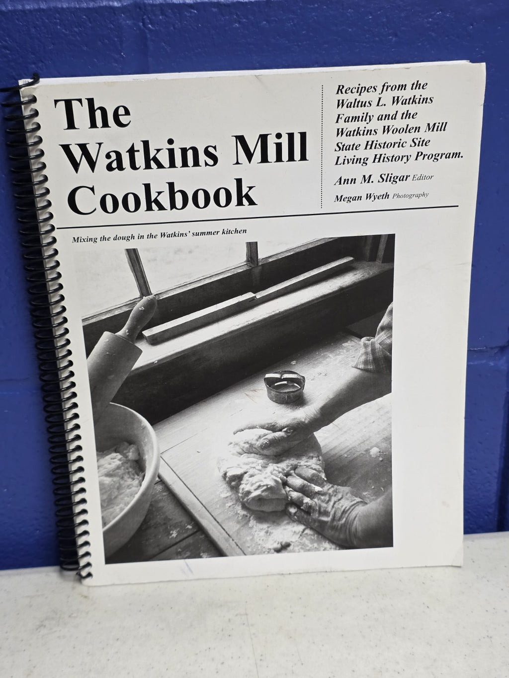 The Watkins Mill Cookbook (2008) - Lawson, Missouri - Spiral