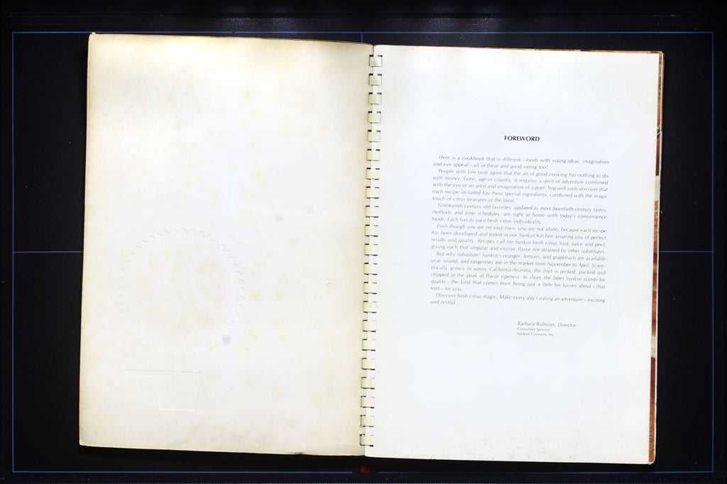 Sunkist Cookbook (1968) - Vintage Citrus Recipes - Softcover Cook Book