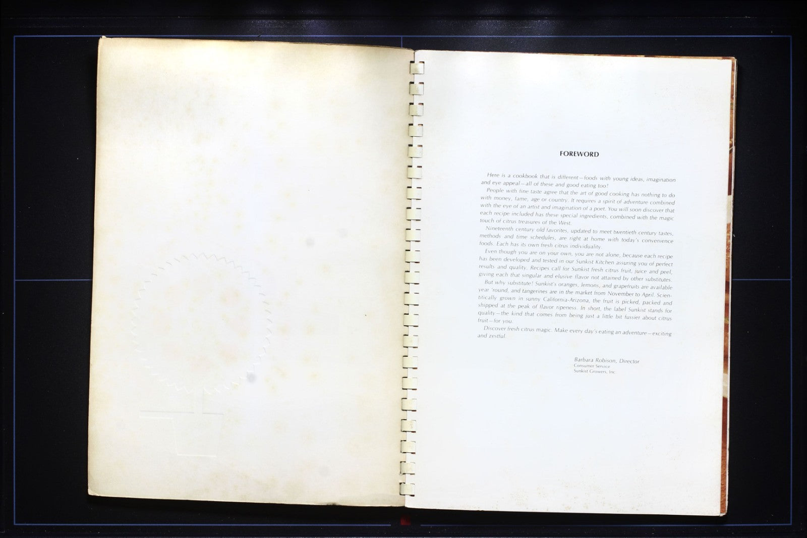 Sunkist Cookbook (1968) - Vintage Citrus Recipes - Softcover Cook Book