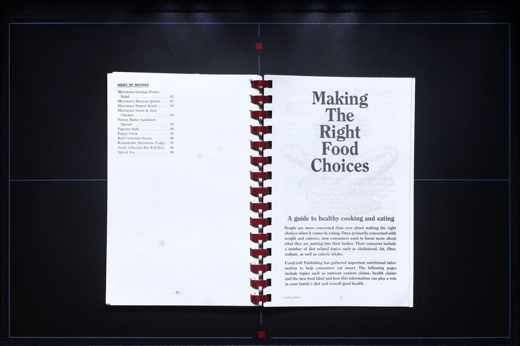 Fayetteville Favorites (2000) - Altrusa Cookbook - Arkansas - 