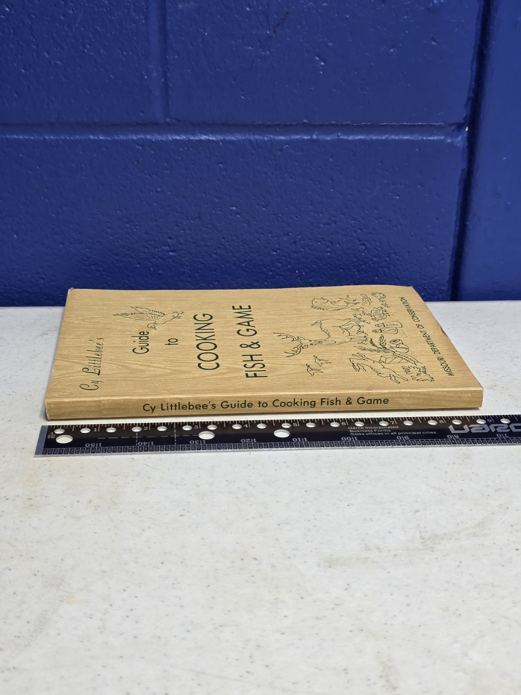 Vintage 1987 Cy Littlebee's Guide to Cooking Fish & Game Cookbook, MO Dept of Co