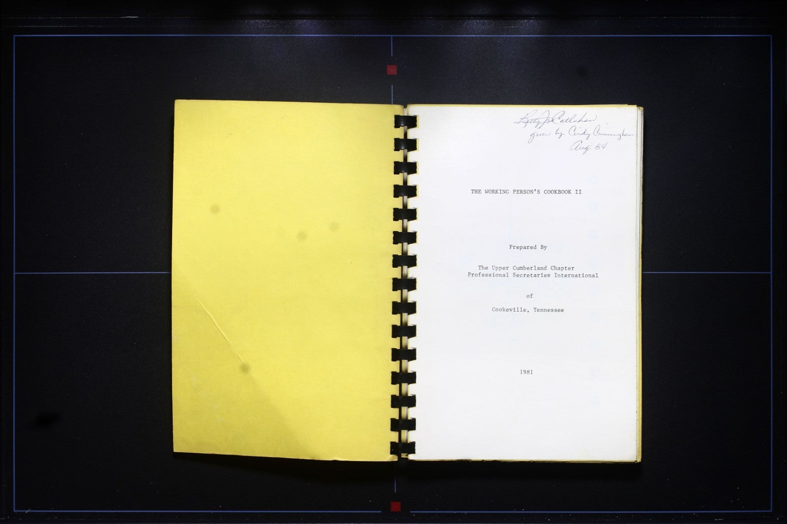 Professional Secretaries Intl Cookbook (1981) - Cookeville, Tennessee - Vintage