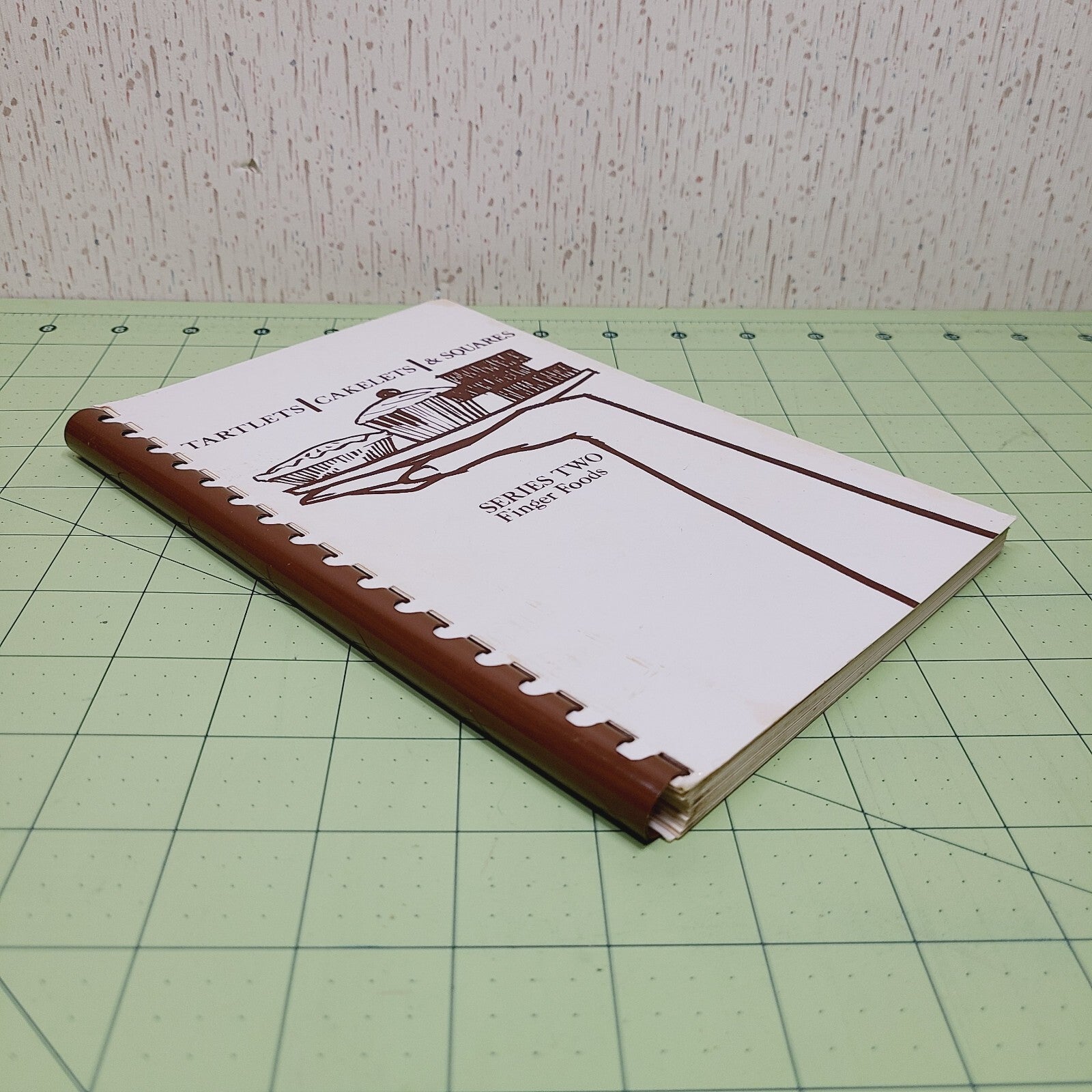 Tartlets, Cakelets, Squares: Series Two Finger Foods (1963) - Vintage Cookbook 