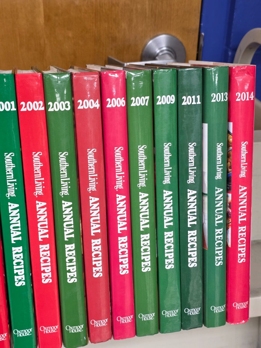 Vtg Southern Living Annual Recipes Lot of 27 Hardcover Cookbooks 1980s 90s 2000s