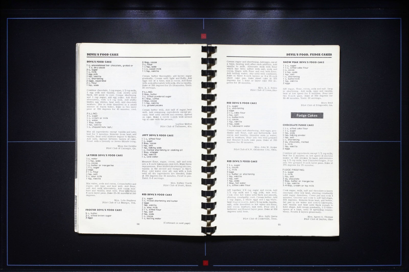 The Pilot Club Cookbook: 900 Favorite Cake Recipes (1965) - Montgomery, Alabama 