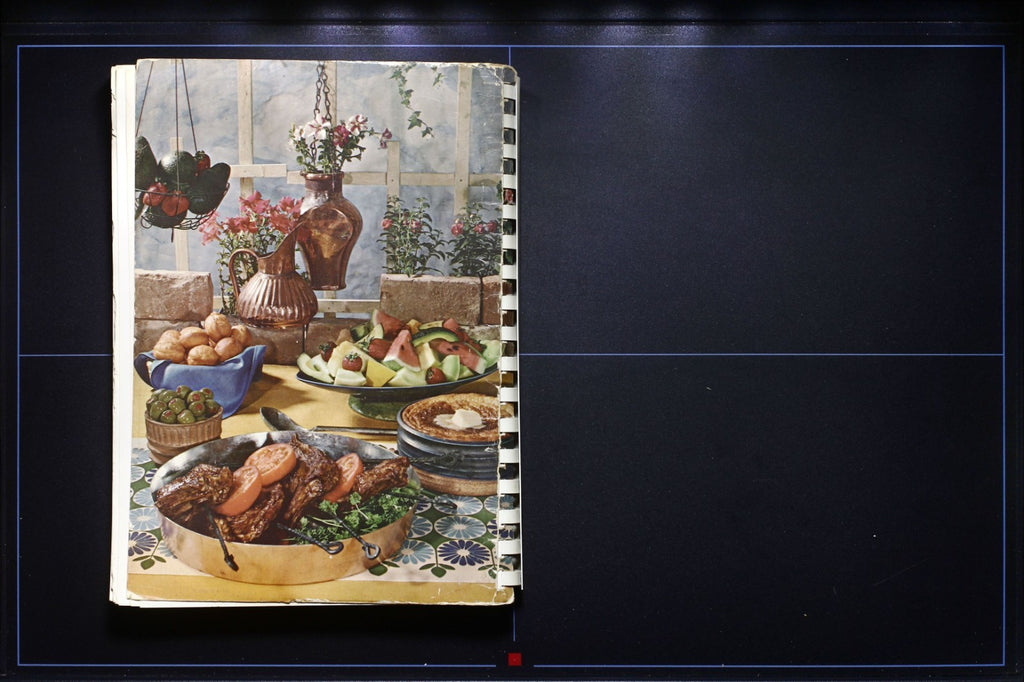 Beta Sigma Phi: Meats Cookbook - (1968) - Vintage Recipes - Greek Association