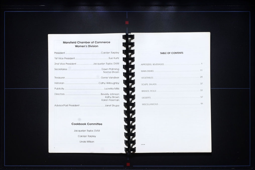 Mansfield Chamber of Commerce (1994) - Texas Recipes - Vintage Cookbook